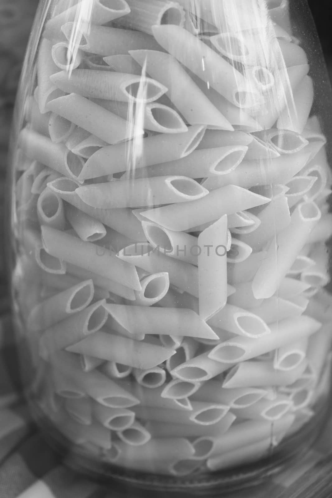 Macaroni italian pasta uncooked