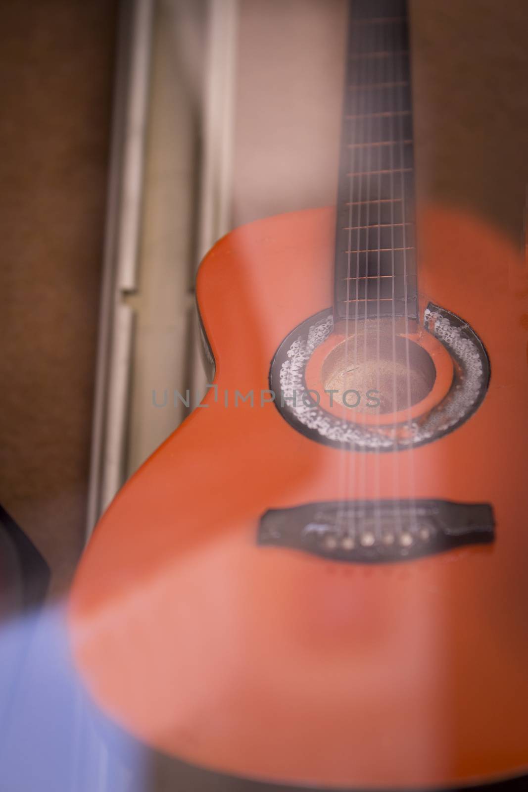 Spanish standard guitar in miniature