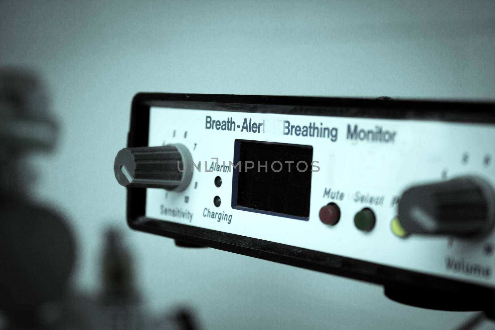 Part of the machine to measure breathing in an operation