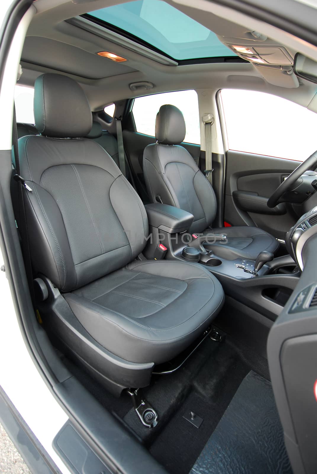 Front seats of a modern passenger car