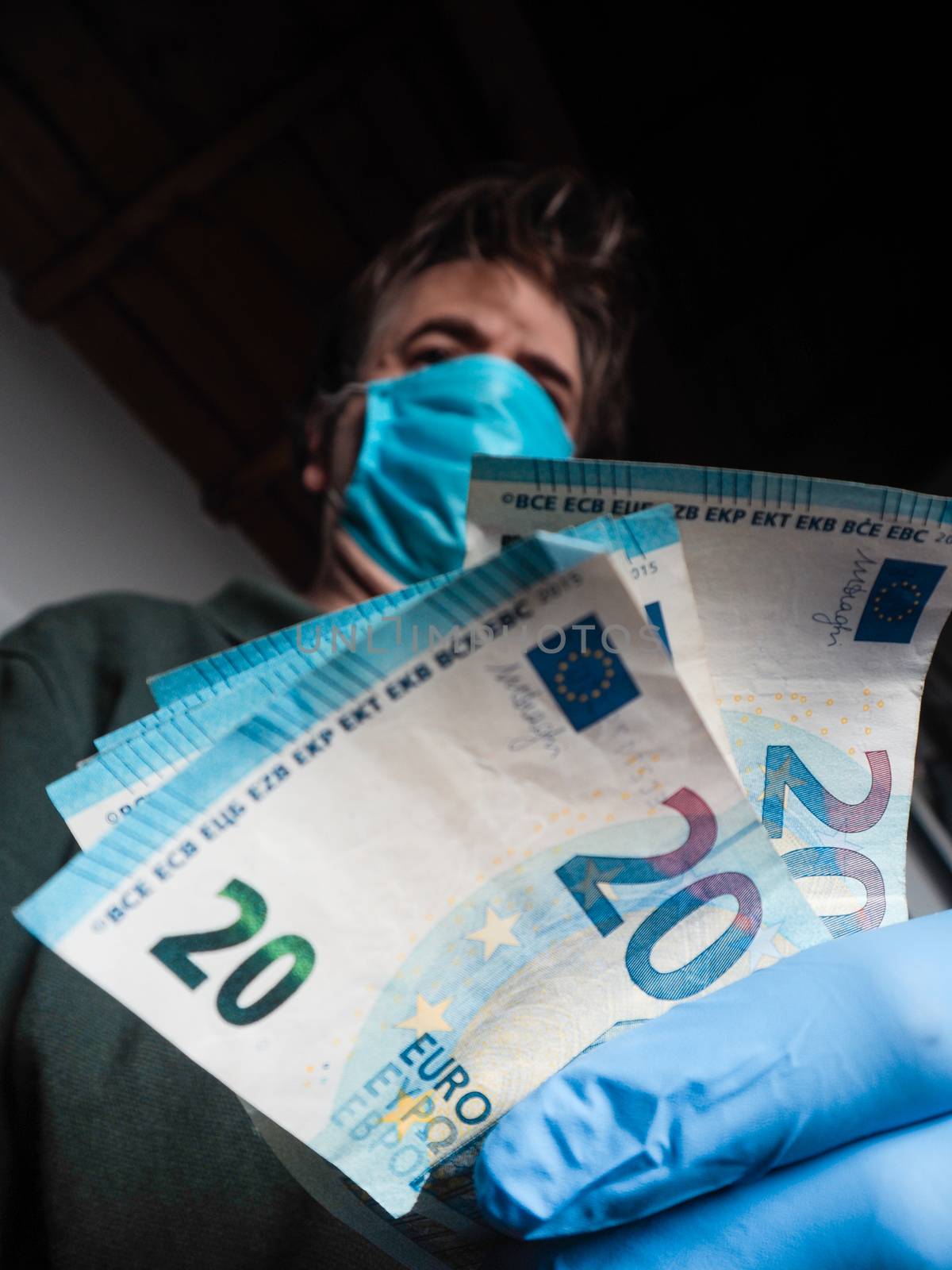 Coronavirus: more financial protection needed from EU and USA