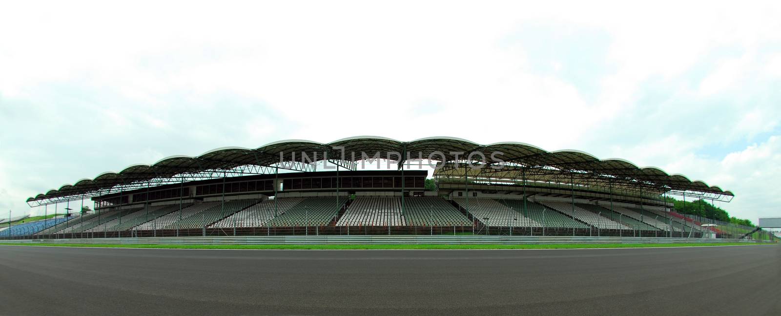 Seats for spectators for racing cars