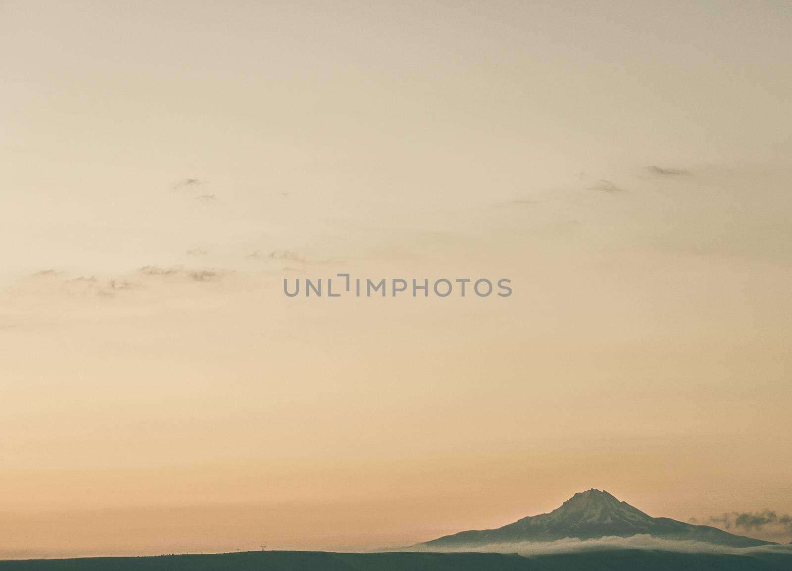 Volcano to the south of Kayseri in a journey with the hot-air balloon over Cappadocia taken up