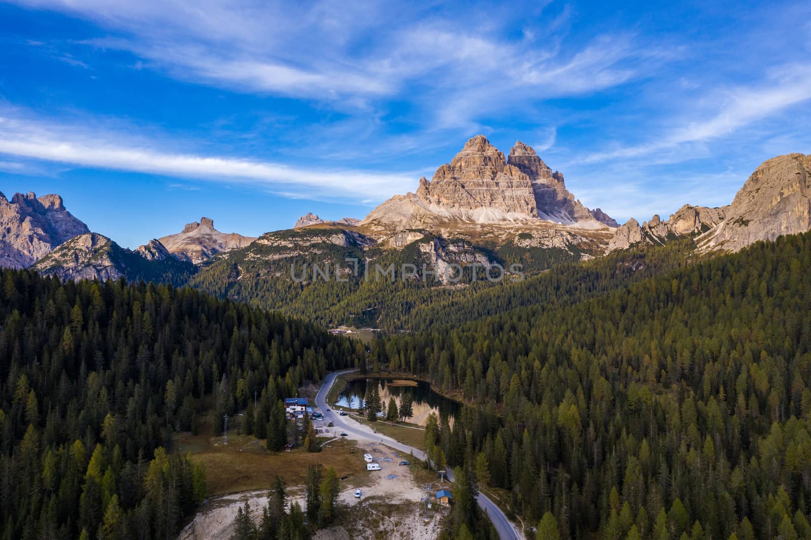 Aerial drone view of Lake Antorno (Lago di Antorno) located in Dolomites area, Belluno Province, Italy. Lake Antorno, Three Peaks of Lavaredo, Lake Antorno and Tre Cime di Lavaredo, Dolomites, Italy.