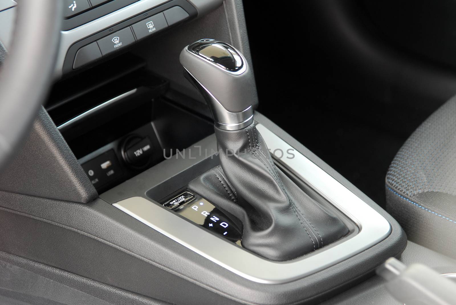 automatic selector lever in the passenger car