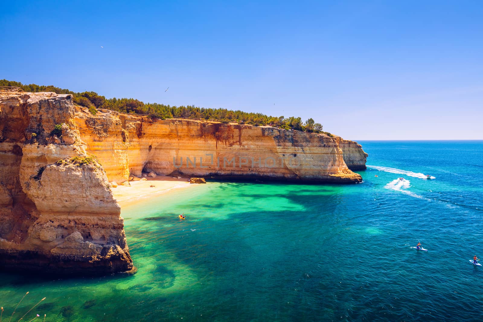 Corredoura Beach, sighted viewpoint on the trail of the Seven Suspended Valleys (Sete Vales Suspensos). Praia da Corredoura near Benagil village, District Faro, Algarve, Southern Portugal.