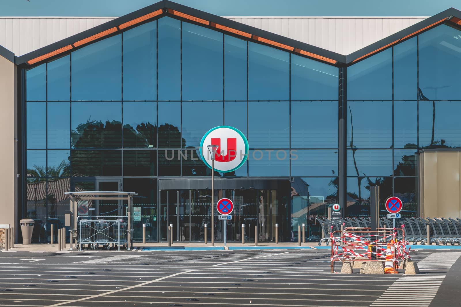 Bretignolles sur Mer, France - July 31, 2016: view of the entrance of a Super U store, a supermarket dependent on a cooperative of French retailers