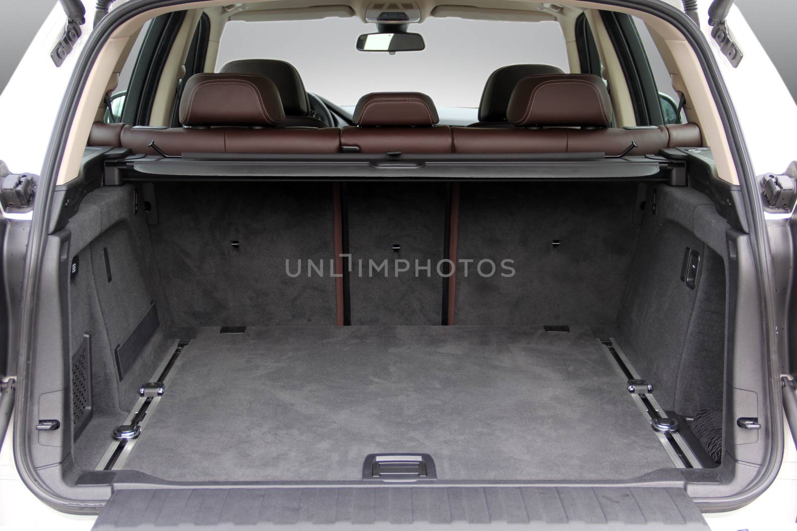 Empty trunk of the passenger car