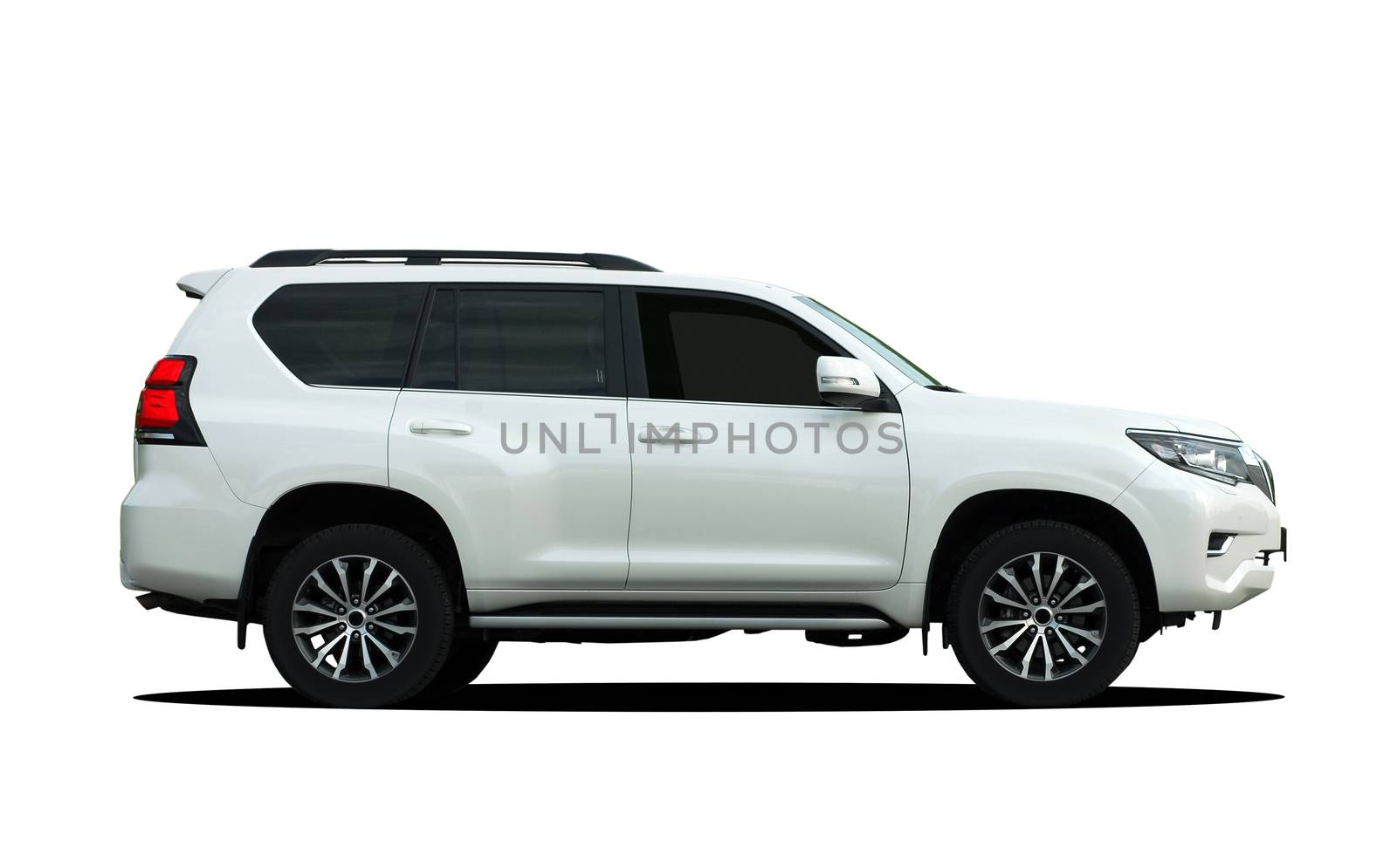 SUV on a white background by aselsa