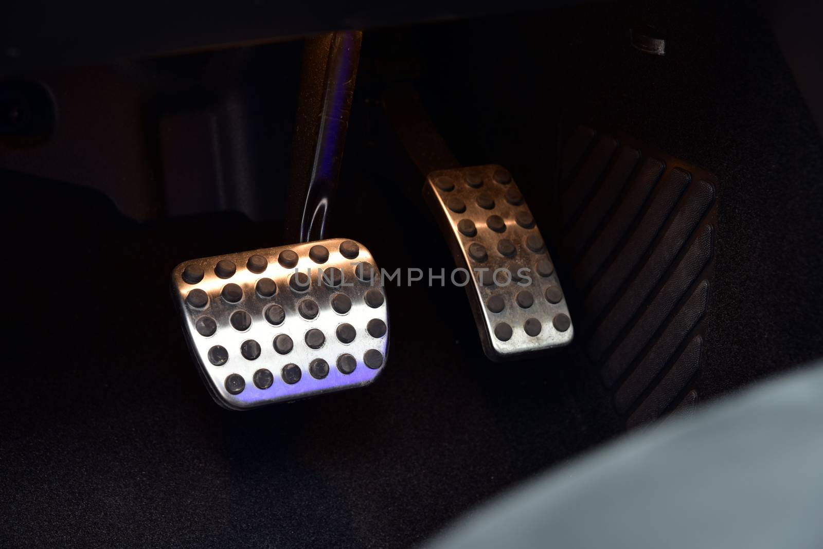 Brake and accelerator pedal by aselsa