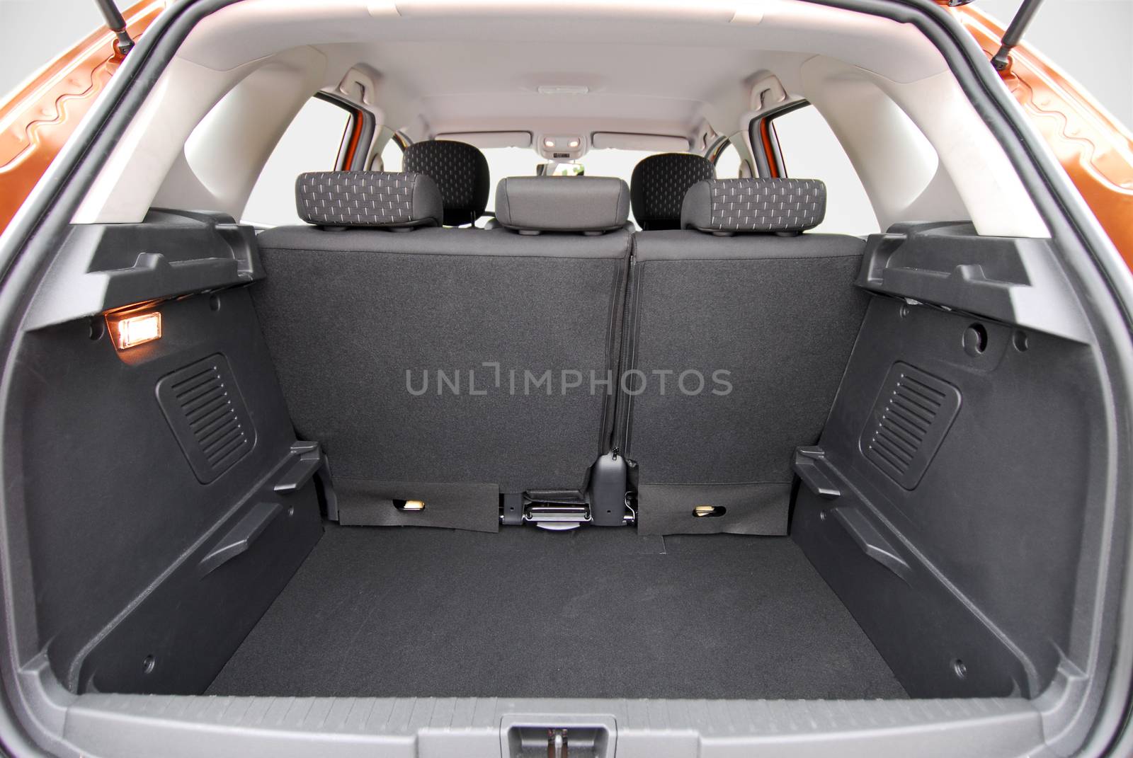 Empty trunk of the suv