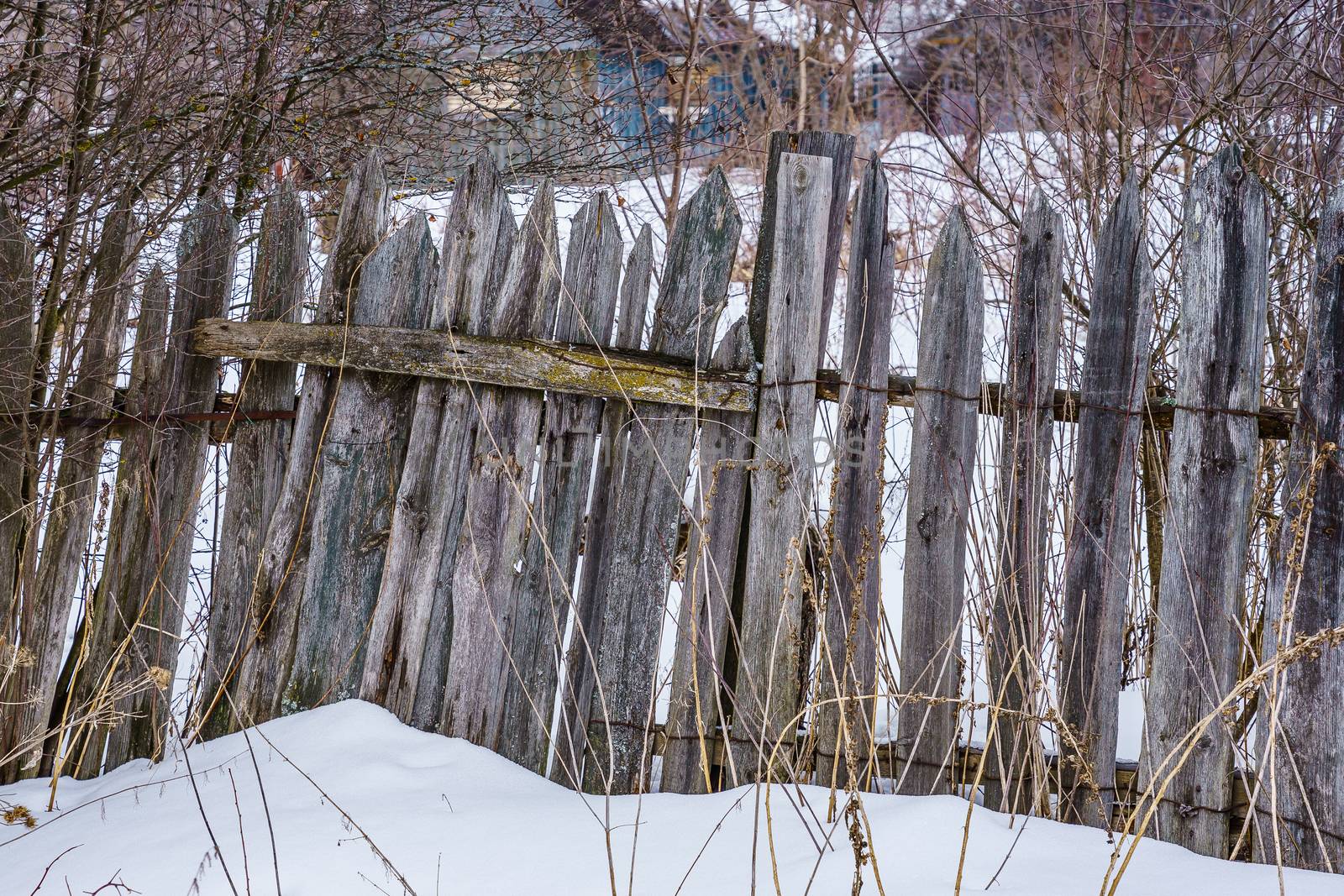 fence around the garden of nailing boards by VADIM
