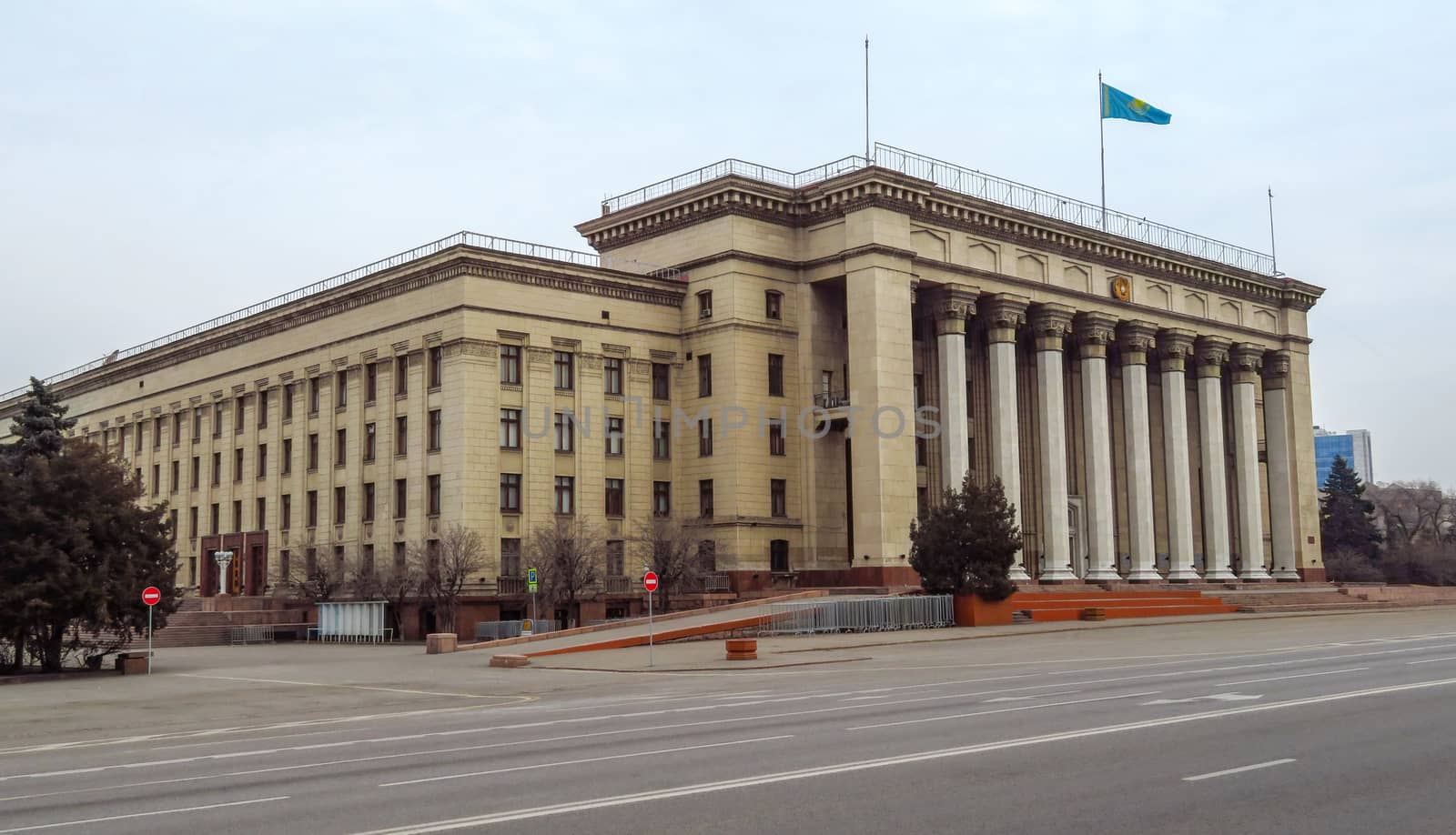 ALMATY, KAZAKHSTAN - MARCH 26, 2017: Old Government House in Almaty, Kazakhstan.

Almaty, Kazakhstan - March 26, 2017: Old Government House in Almaty, Kazakhstan.
