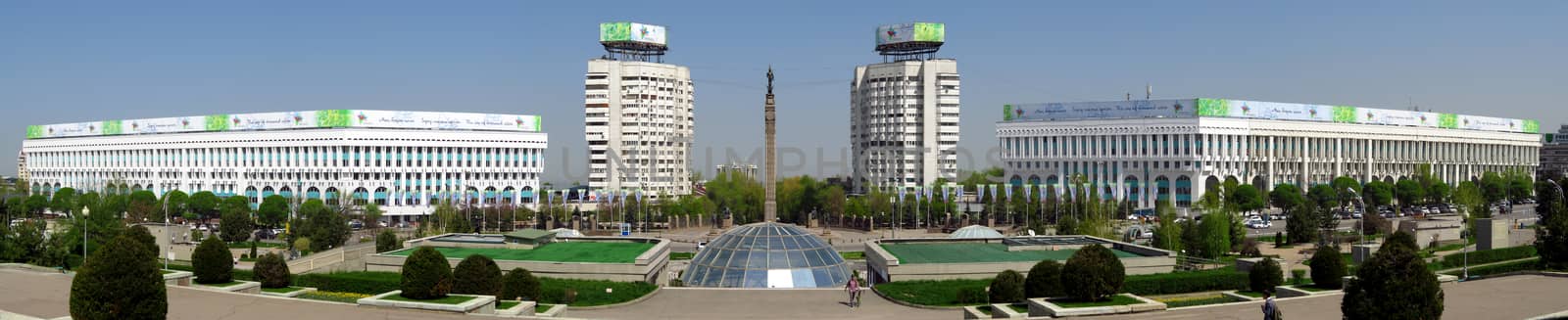 Almaty - The Republic Square - Panorama by Venakr