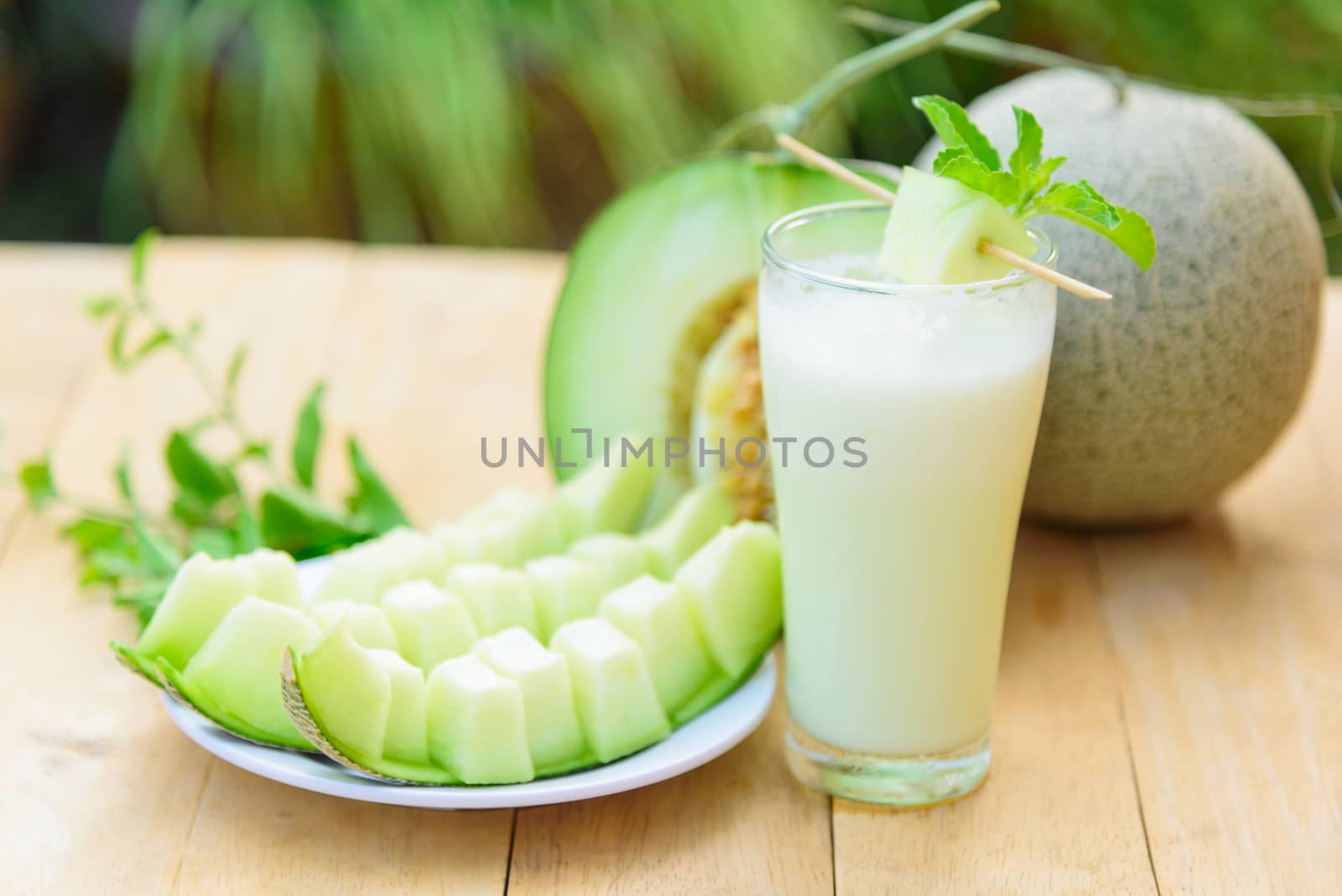 Milk melon Smoothie in glass by rukawajung