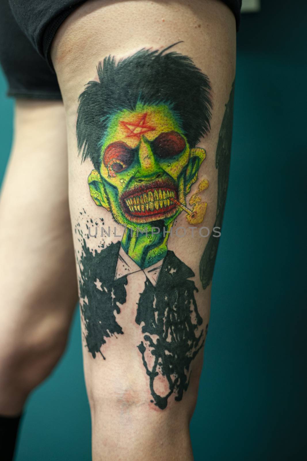 Coloured Tattoo with green face painted 3 by pippocarlot