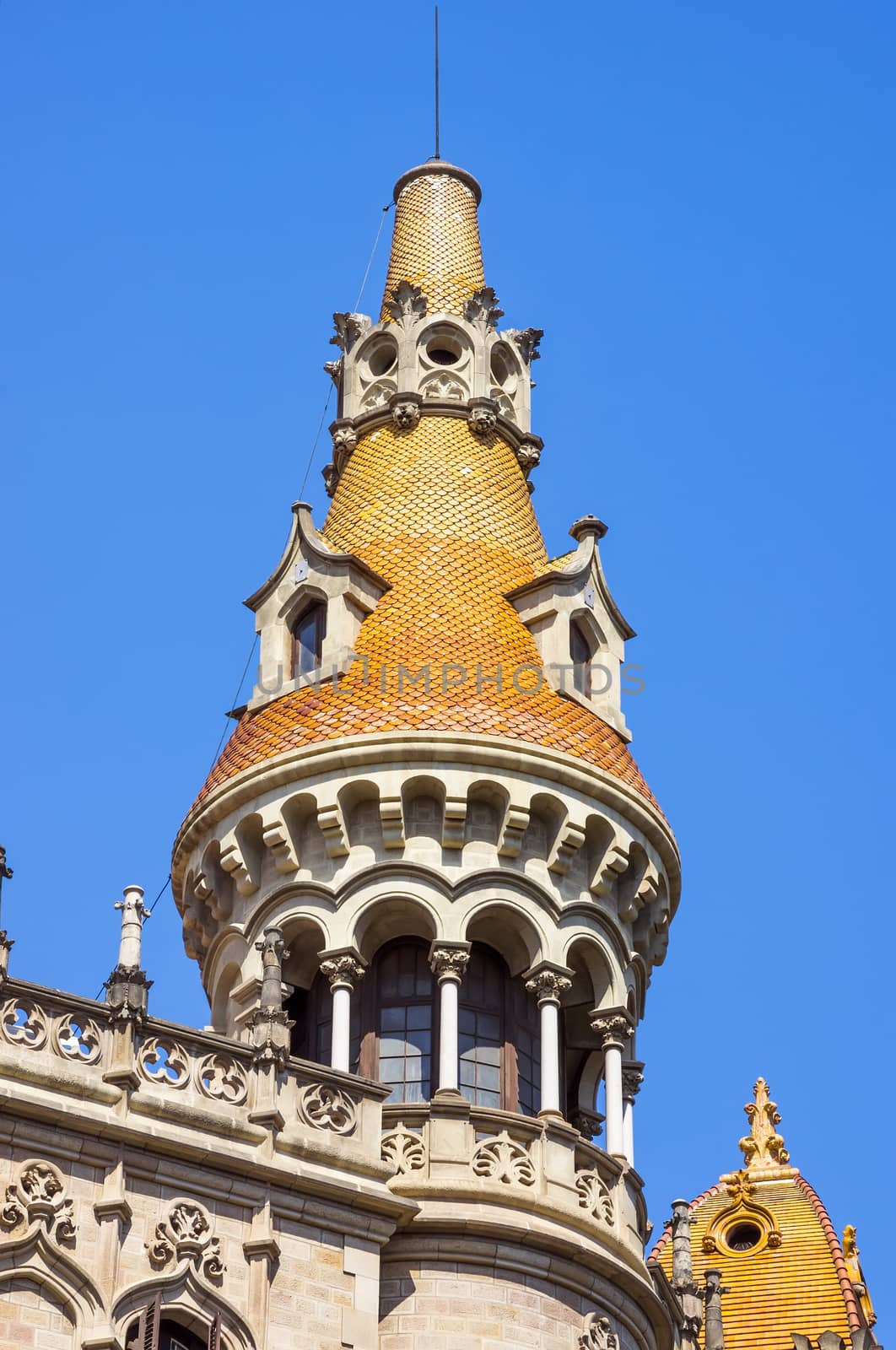 BARCELONA, SPAIN - JULY 5, 2016: Cases Antoni Rocamora. The building was built by the Bassegoda brothers in 1917 in Passeig de Gracia, Barcelona, Spain.

Barcelona, Spain - July 5, 2016: Cases Antoni Rocamora. The building was built by the Bassegoda brothers in 1917 in Passeig de Gracia, Barcelona, Spain.