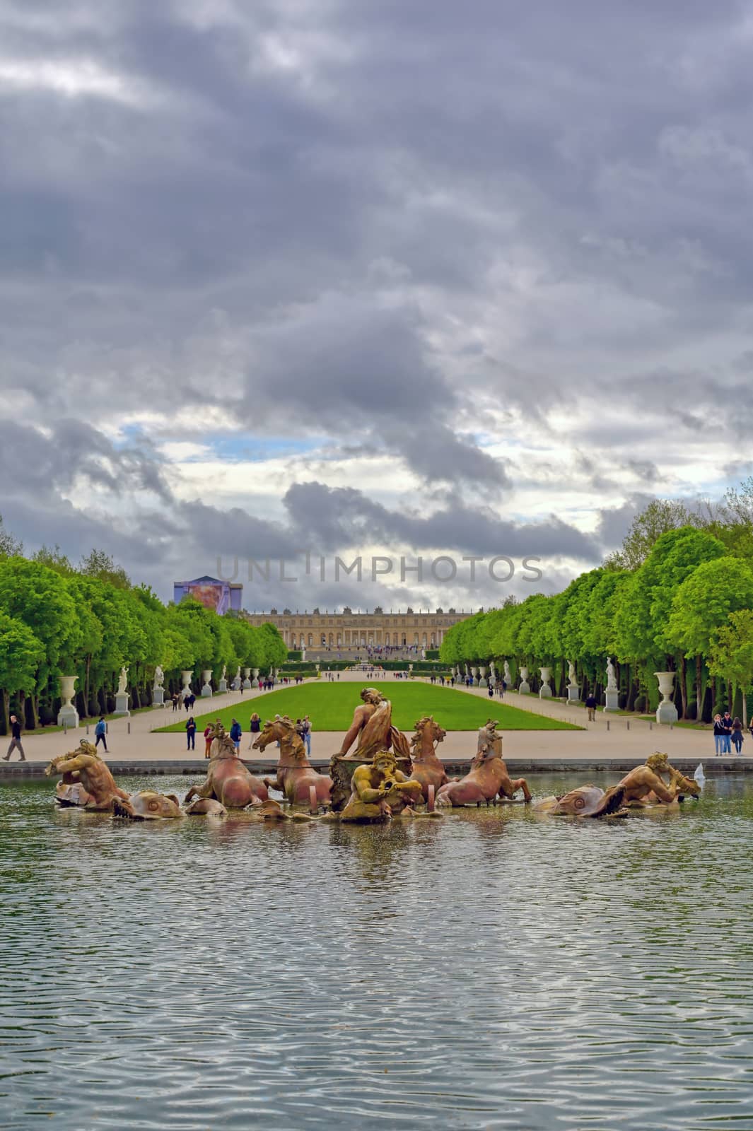 Palace of Versailles in France by jbyard22