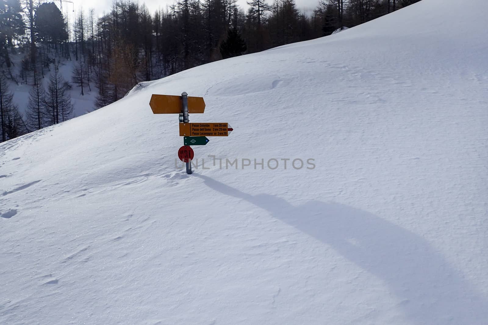Indication signs for paths, Lareccio canals and Colombe pass by mauro_piccardi