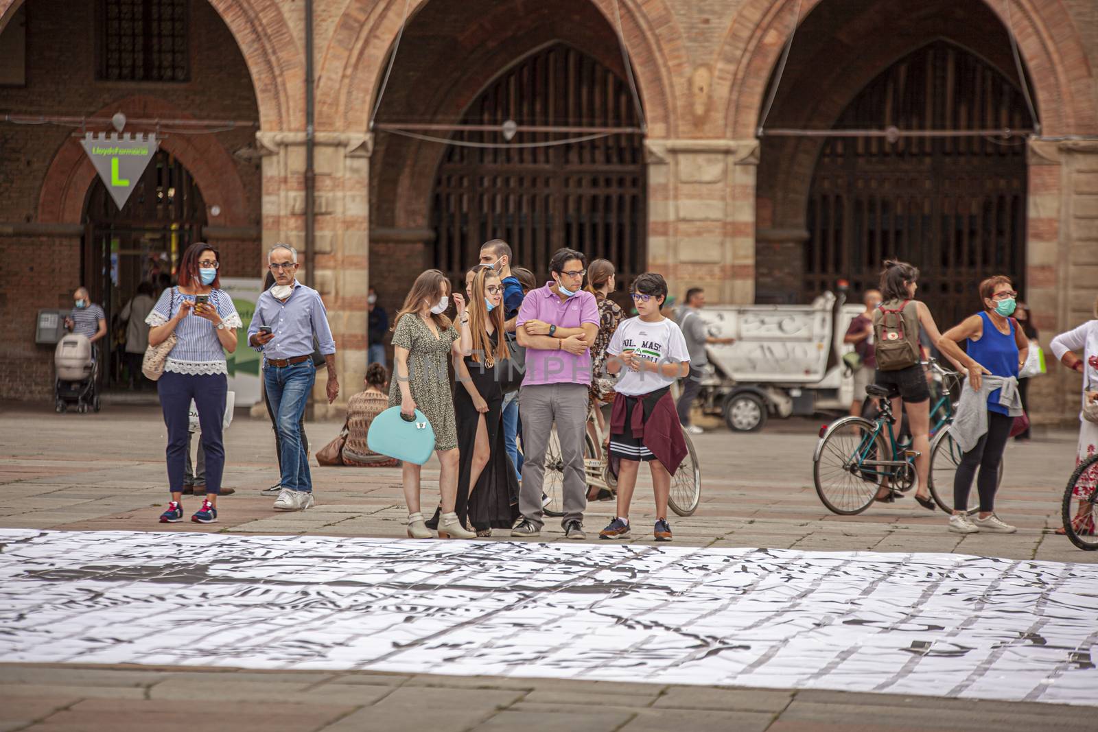 People in Bologna by pippocarlot