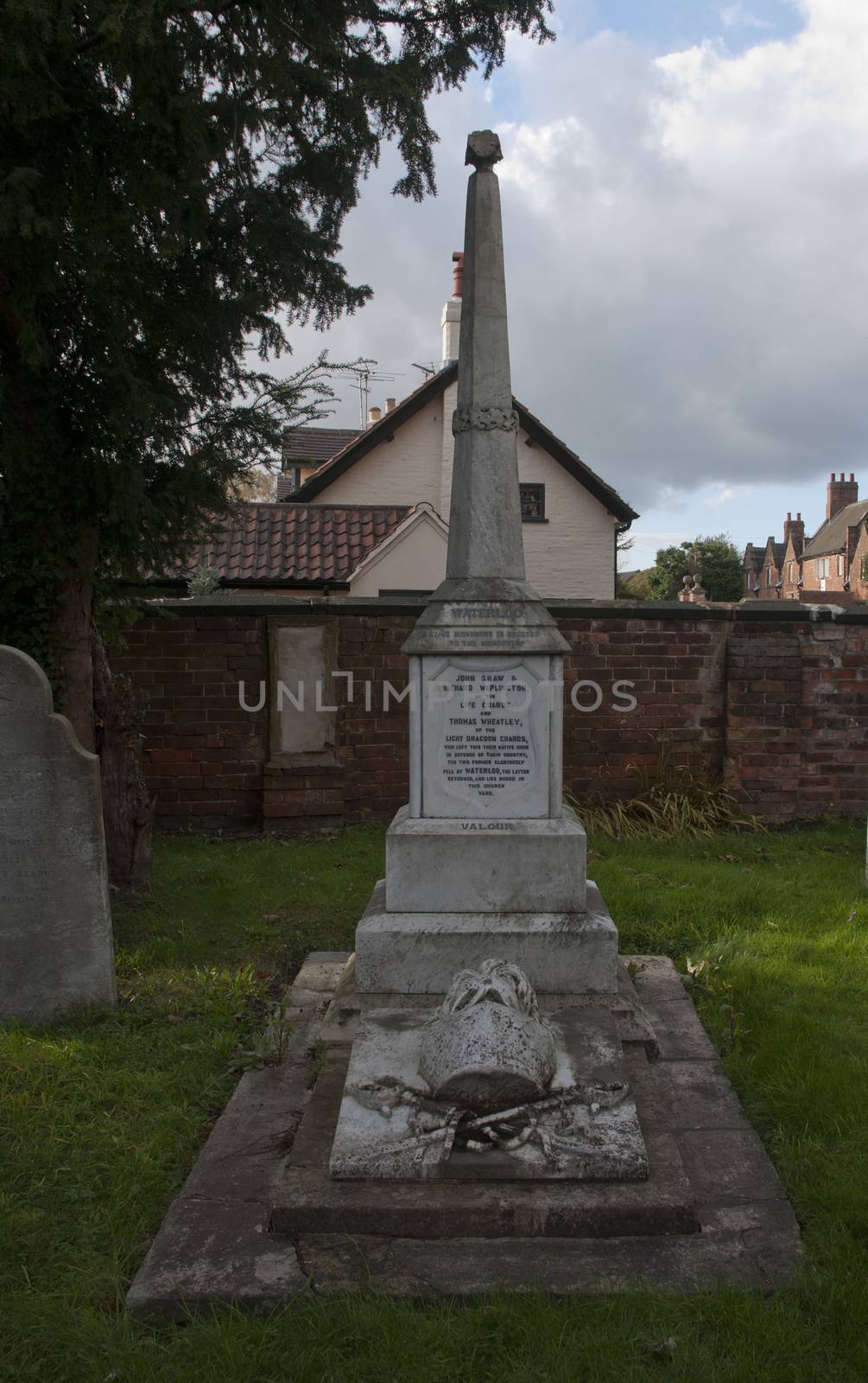 A monument to 3 Soldiers of teh Battle of Waterloo