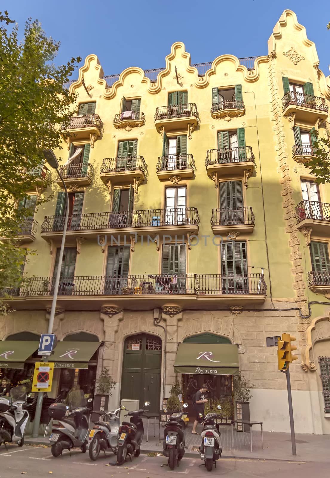 BARCELONA, SPAIN - JULY 5, 2015: Architecture of La Rambla street. La Rambla street is the heart of Barcelona, Spain.

Barcelona, Spain - July 5, 2015: Architecture of La Rambla street. La Rambla street is the heart of Barcelona, Spain.