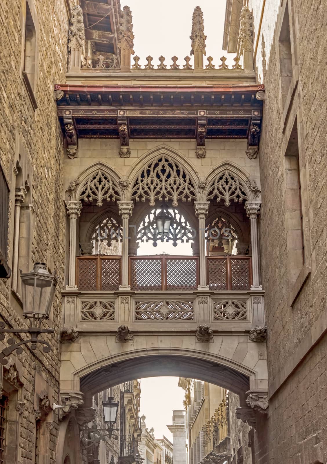 BARCELONA, SPAIN - JULY 6, 2015: Bridge at Carrer del Bisbe in Barri Gotic, Barcelona. Spain.

Barcelona, Spain - July 6, 2015: Bridge at Carrer del Bisbe in Barri Gotic, Barcelona. Spain.
