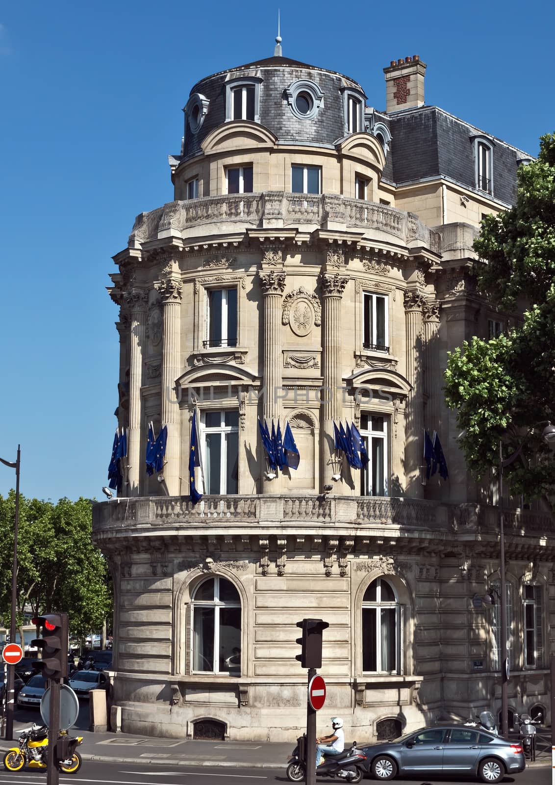 PARIS, FRANCE - JUNE 11, 2014: View of the parisian architecture on the Left Bank.

Paris, France - June 11, 2014: View of the parisian architecture on the Left Bank.