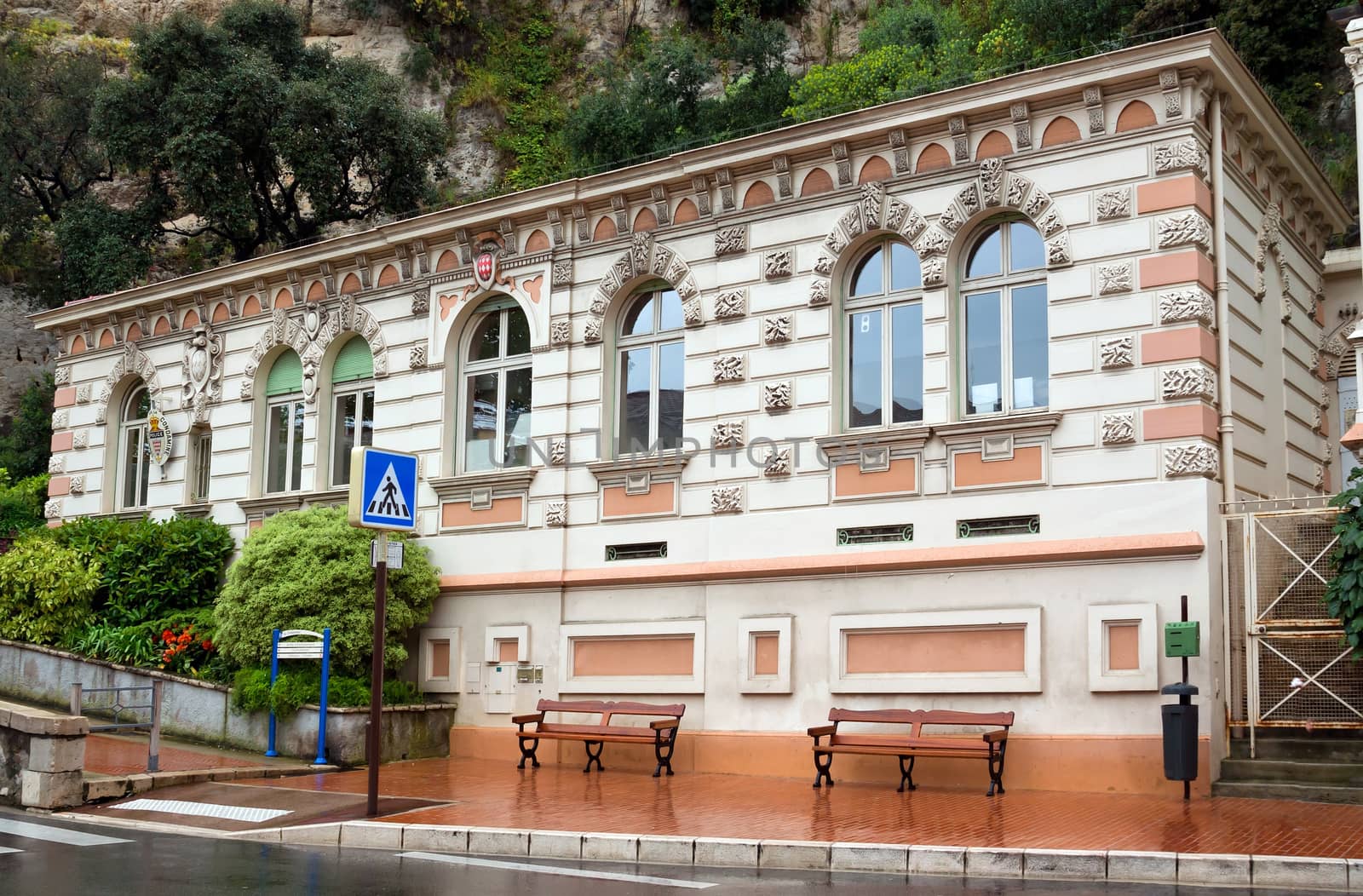 MONTE CARLO, MONACO - APRIL 28: Architecture of principality on April 28, 2013 in Monte Carlo, Monaco. Principality of the most popular destination among tourists.

Monte Carlo, Monaco - April 28, 2013: Architecture of principality. Principality of the most popular destination among tourists.
