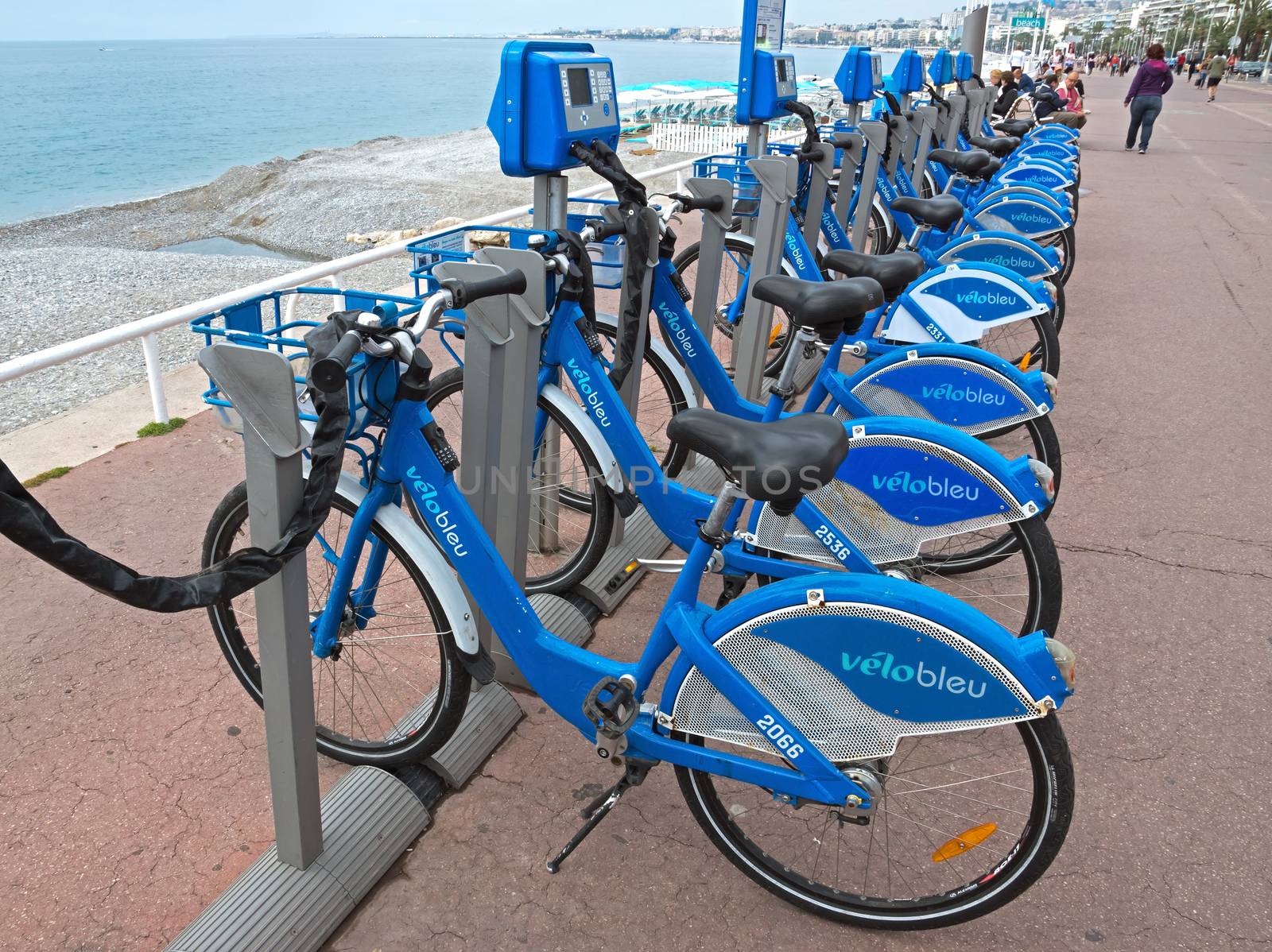 NICE, FRANCE - MAY 5: Public Bicycles Sharing Station on Promenade Des Anglais on May 5, 2013 in Nice, France. One of 120 stations in Nice. This service offers over 1200 self-service bicycles.

Nice, France - May 5, 2013: Public Bicycles Sharing Station on Promenade Des Anglais. One of 120 stations in Nice. This service offers over 1200 self-service bicycles.