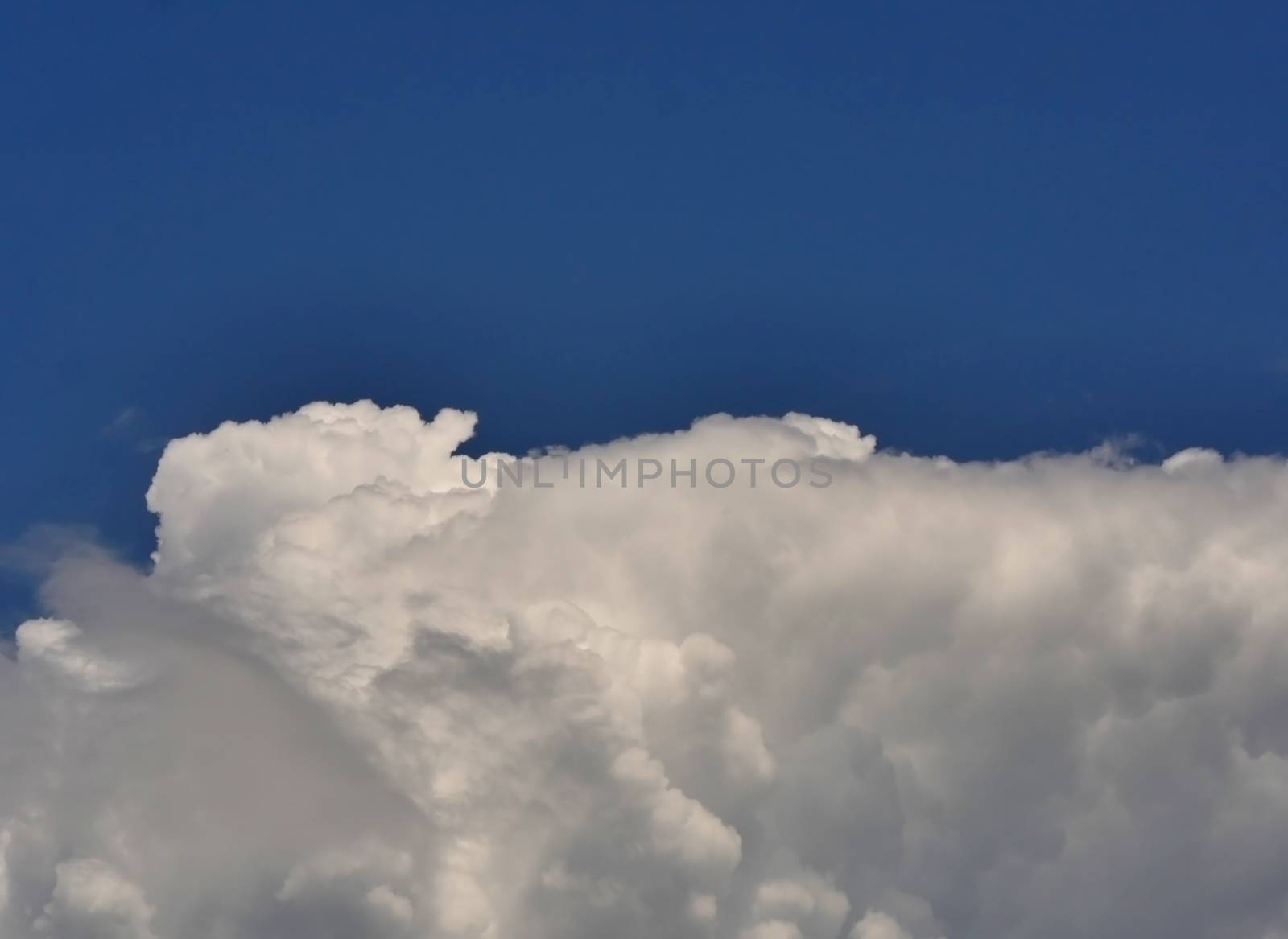 zoom big clouds in sky landscape by alex_nako