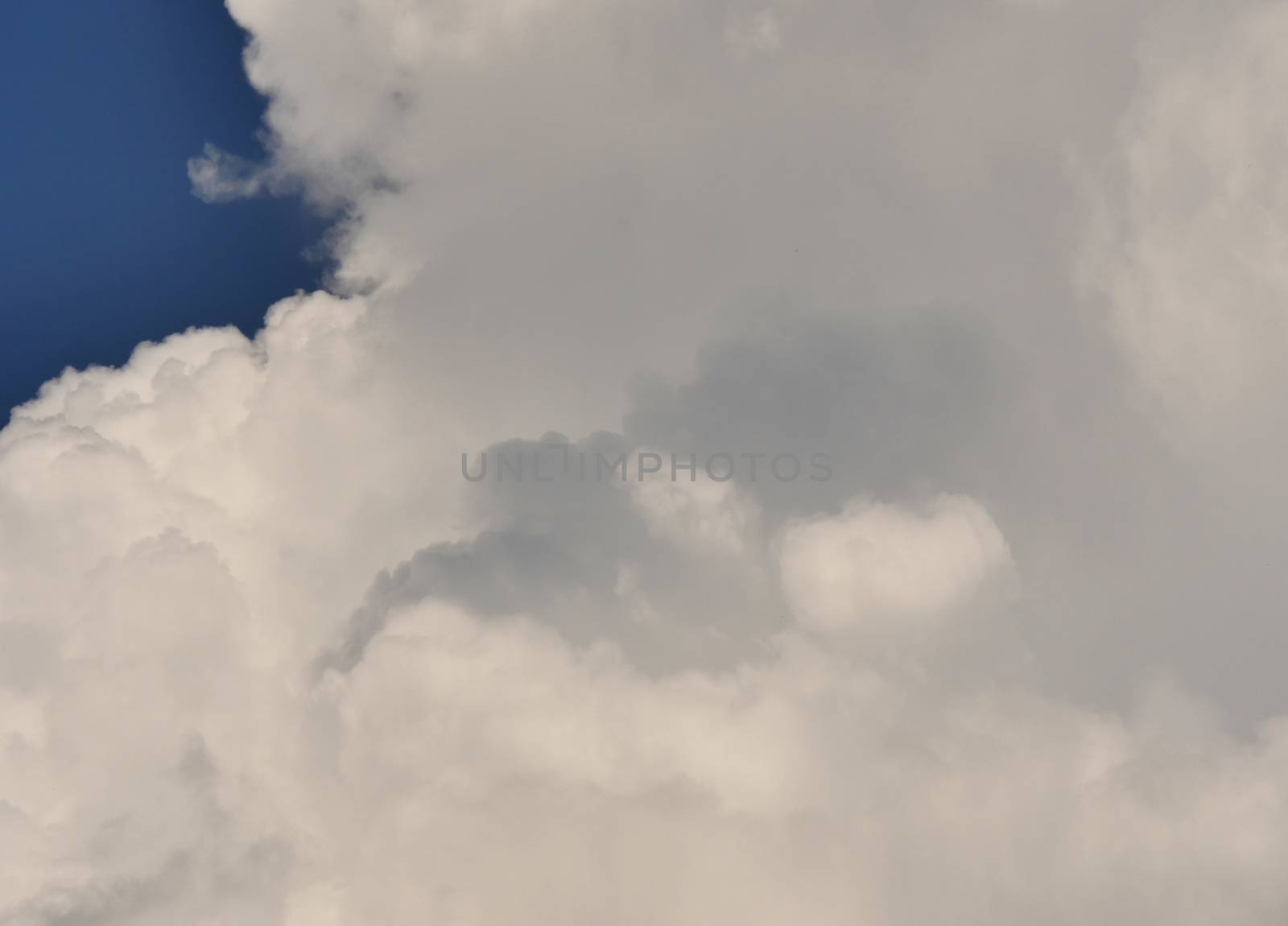 zoom big clouds in blue sky landscape