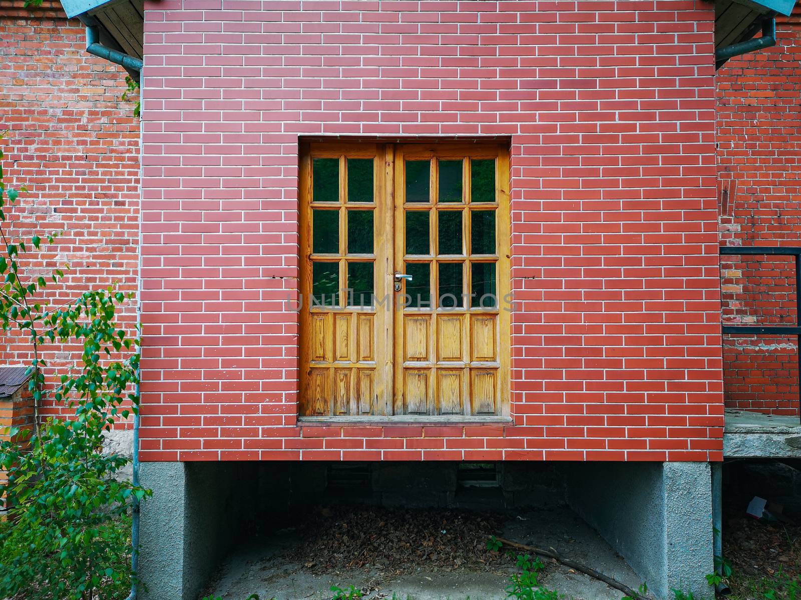 Doors on mezzanine without stairs for unwanted guests by Wierzchu