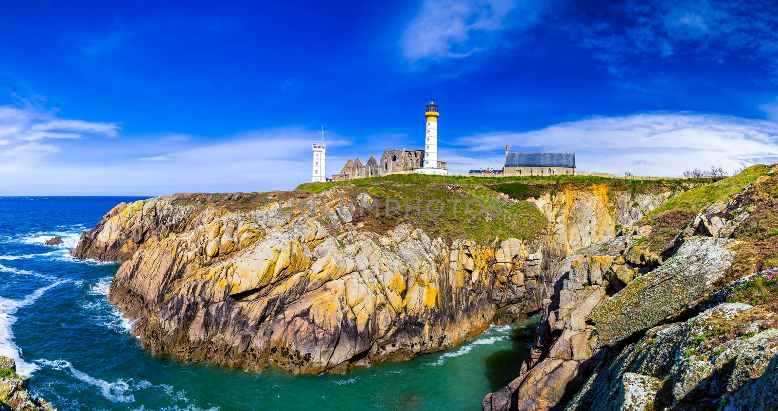 Panorama of lighthouse and ruin of monastery, Pointe de Saint Mathieu, Brittany (Bretagne), France
