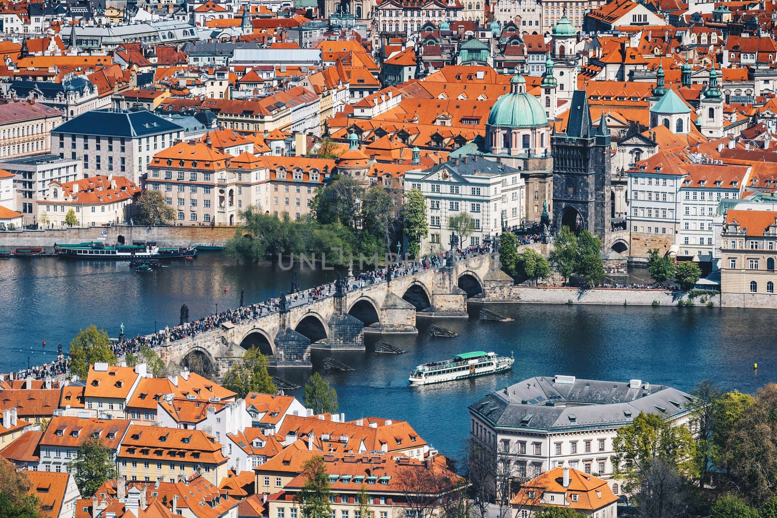 Charles Bridge (Karluv Most) and Lesser Town Tower, Prague, Czech Republic