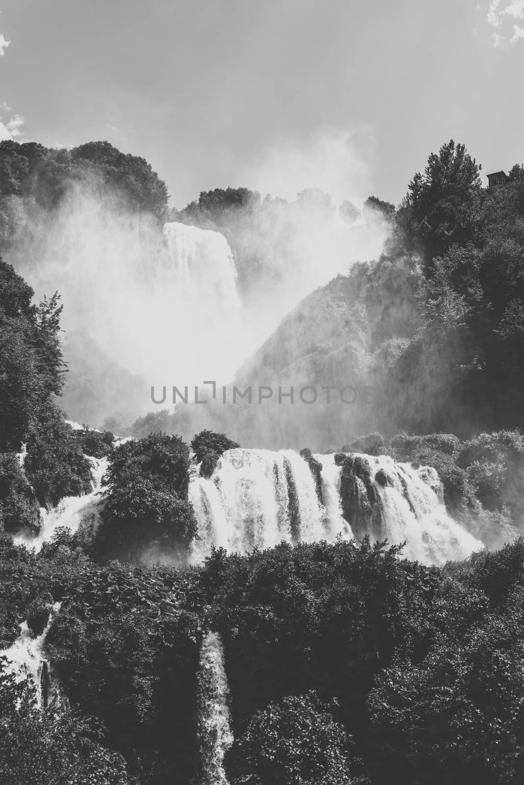 marmore waterfall the highest in europe by carfedeph