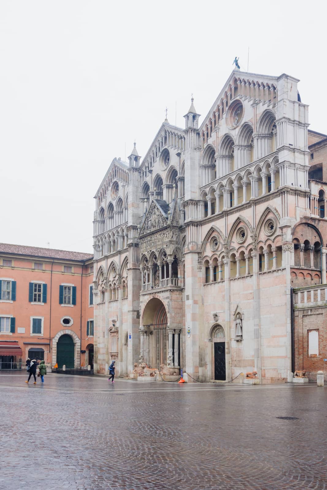 Duomo, Ferrara by RnDmS