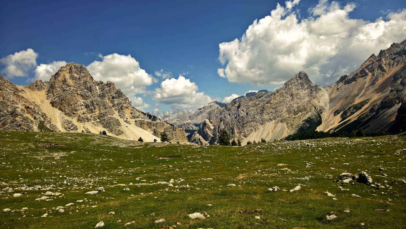 Trentino Alto Adige alps by yohananegusse