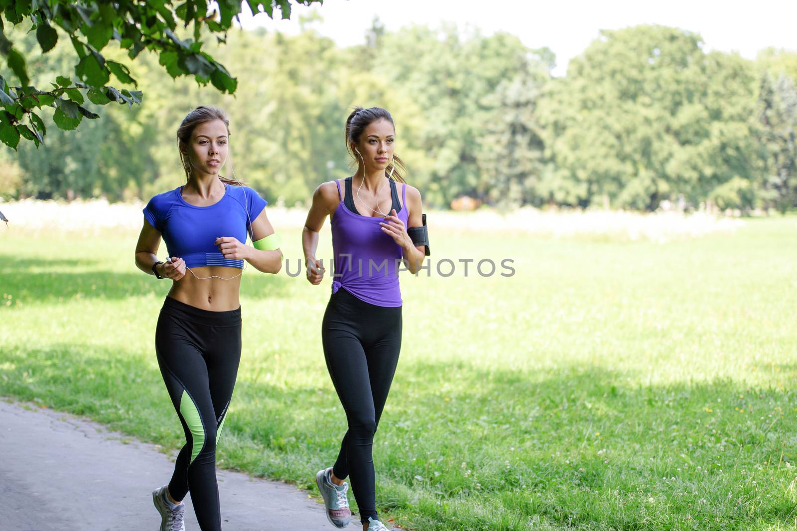 Morning jogging in the park by wdnet_studio