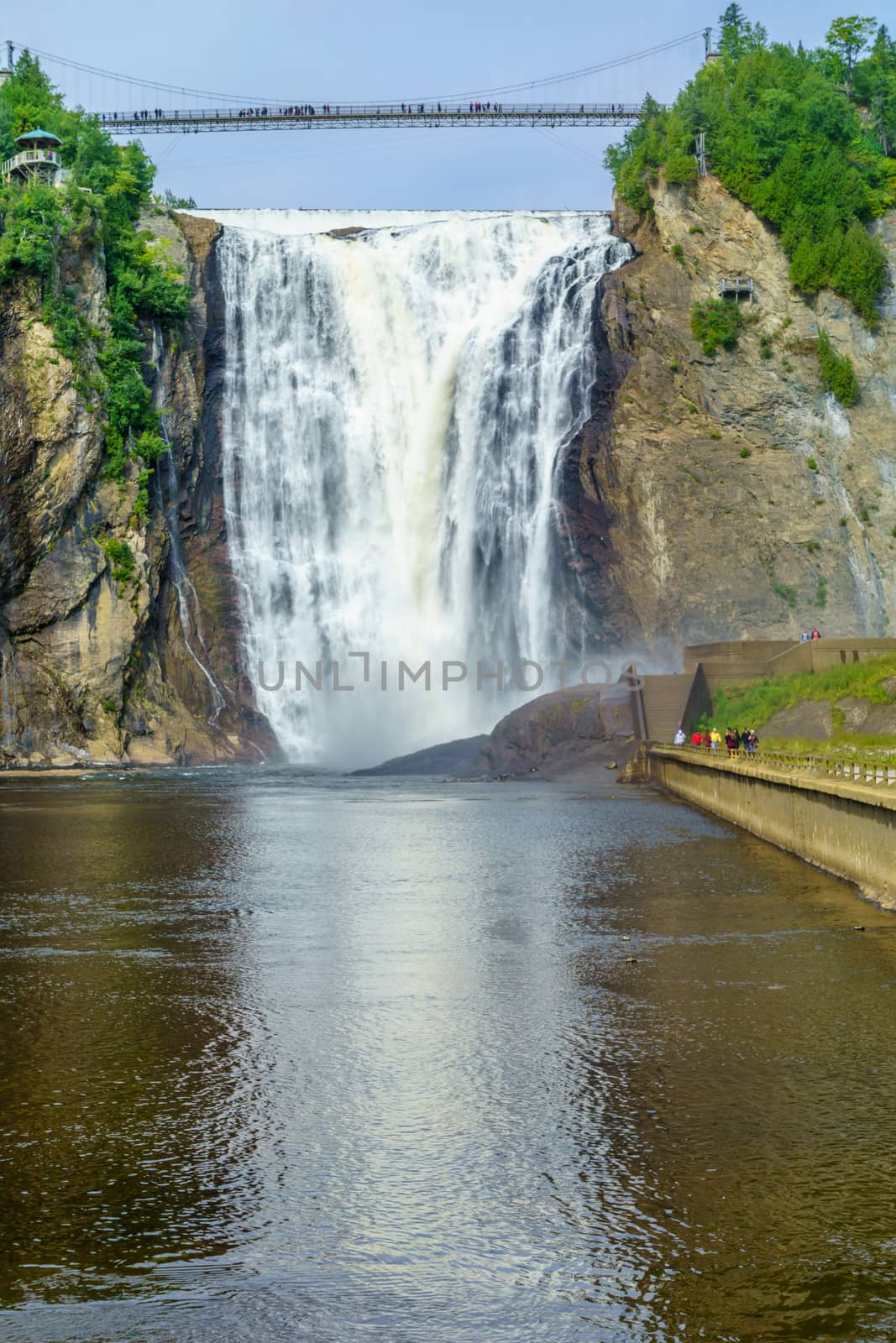 Montmorency Falls, in Quebec by RnDmS