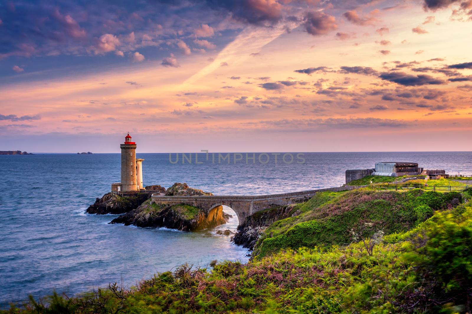 Lighthouse Phare du Petit Minou in Plouzane, Fort du Petit Minou, Brittany (Bretagne), France.