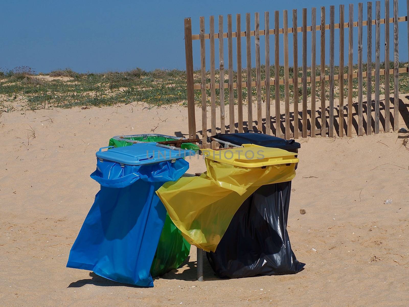Waste separation in Portugal at a beach by Stimmungsbilder