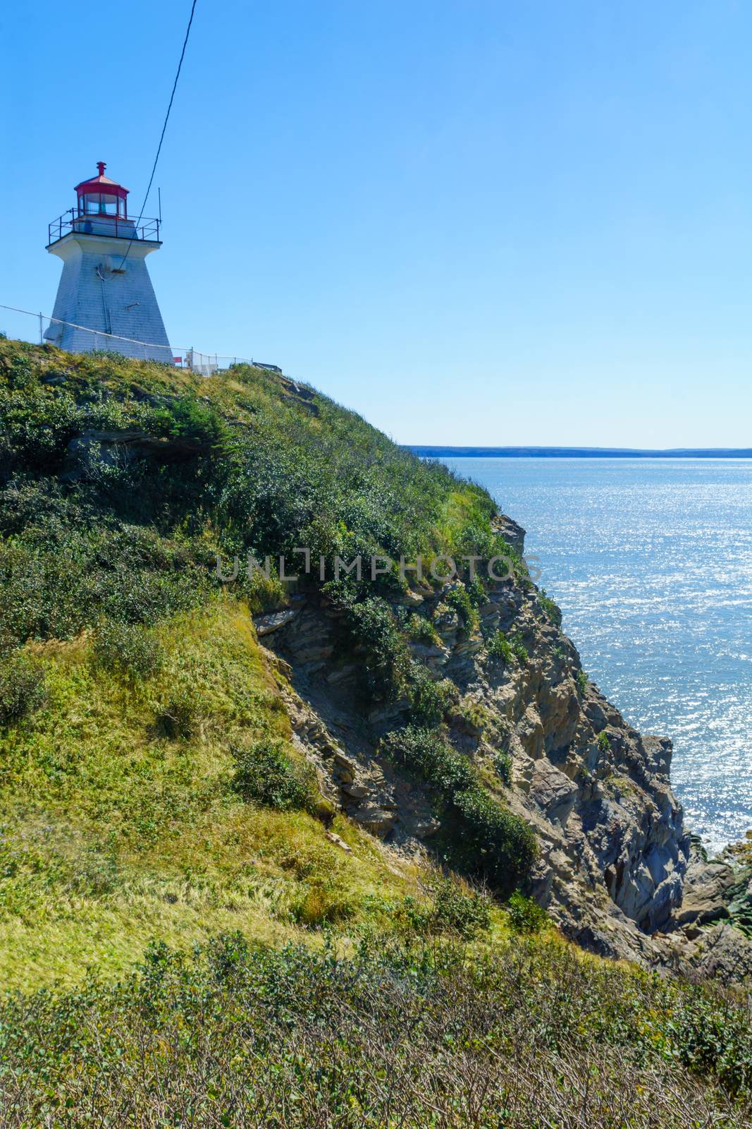 Cape Enrage lighthouse, in New Brunswick by RnDmS