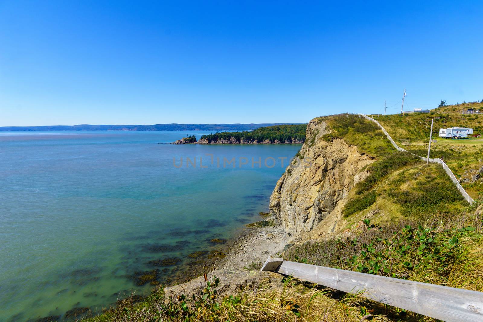 Shoreline and cliffs in Cape Enrage, New Brunswick by RnDmS