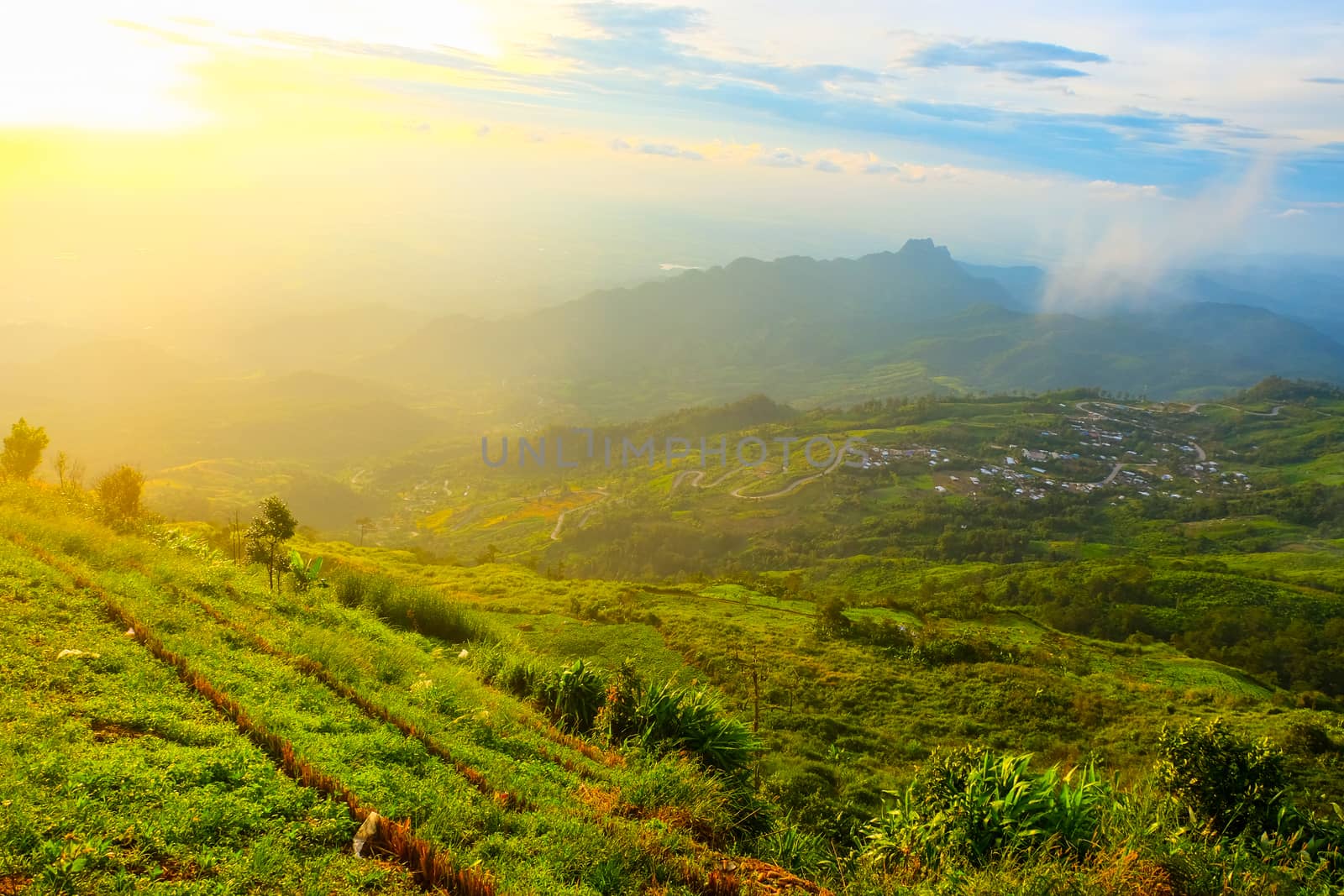  mountain views of Phu Thap Boek . by suthipong