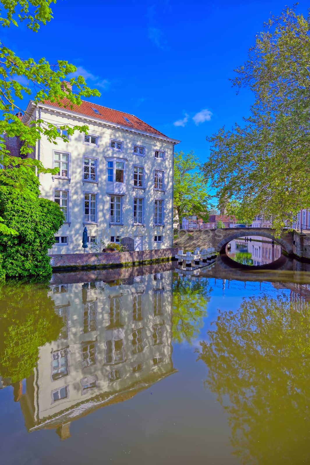 Bruges, Belgium canals by jbyard22