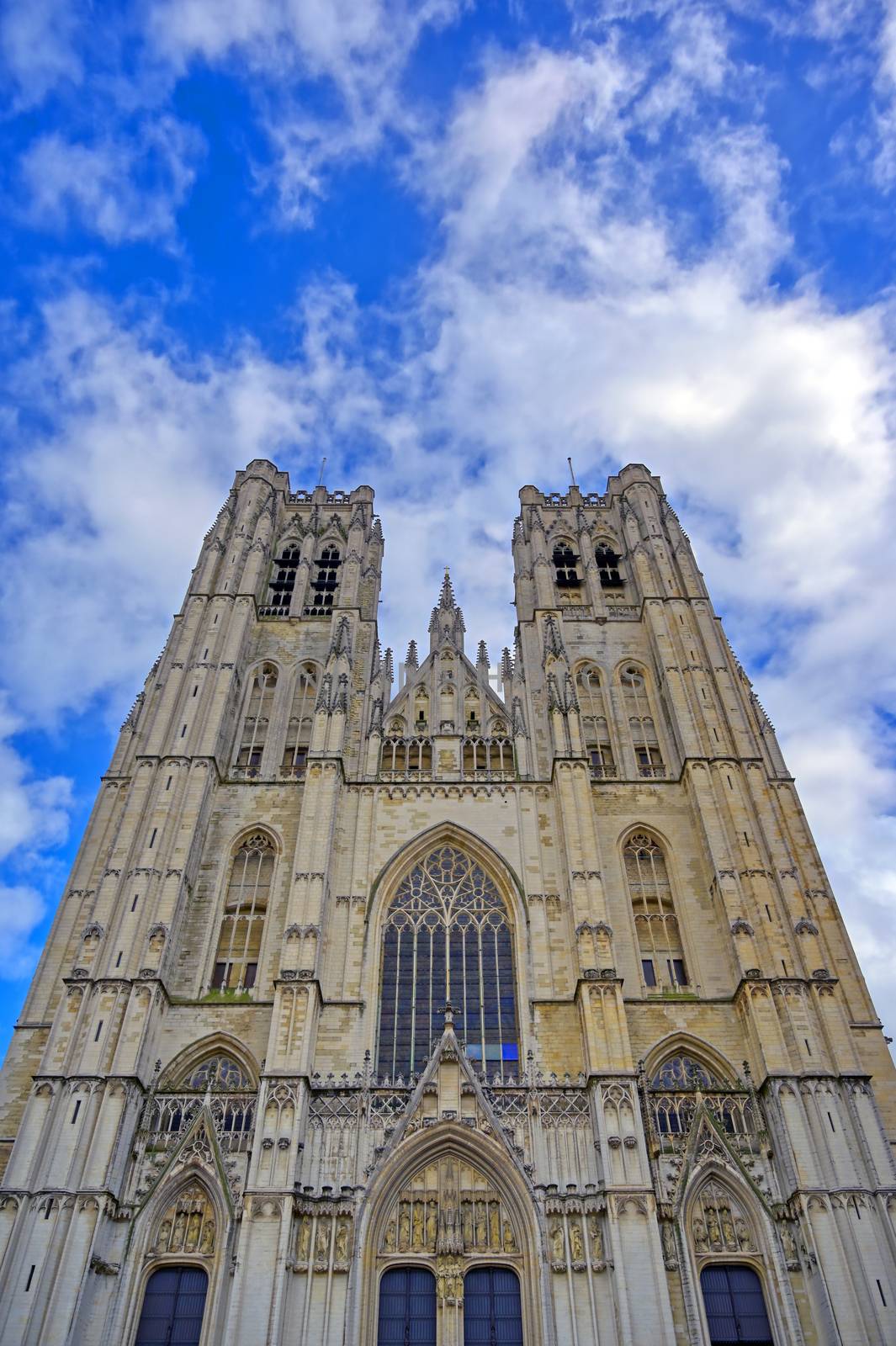 The Cathedral of St. Michael and St. Gudula in Brussels by jbyard22