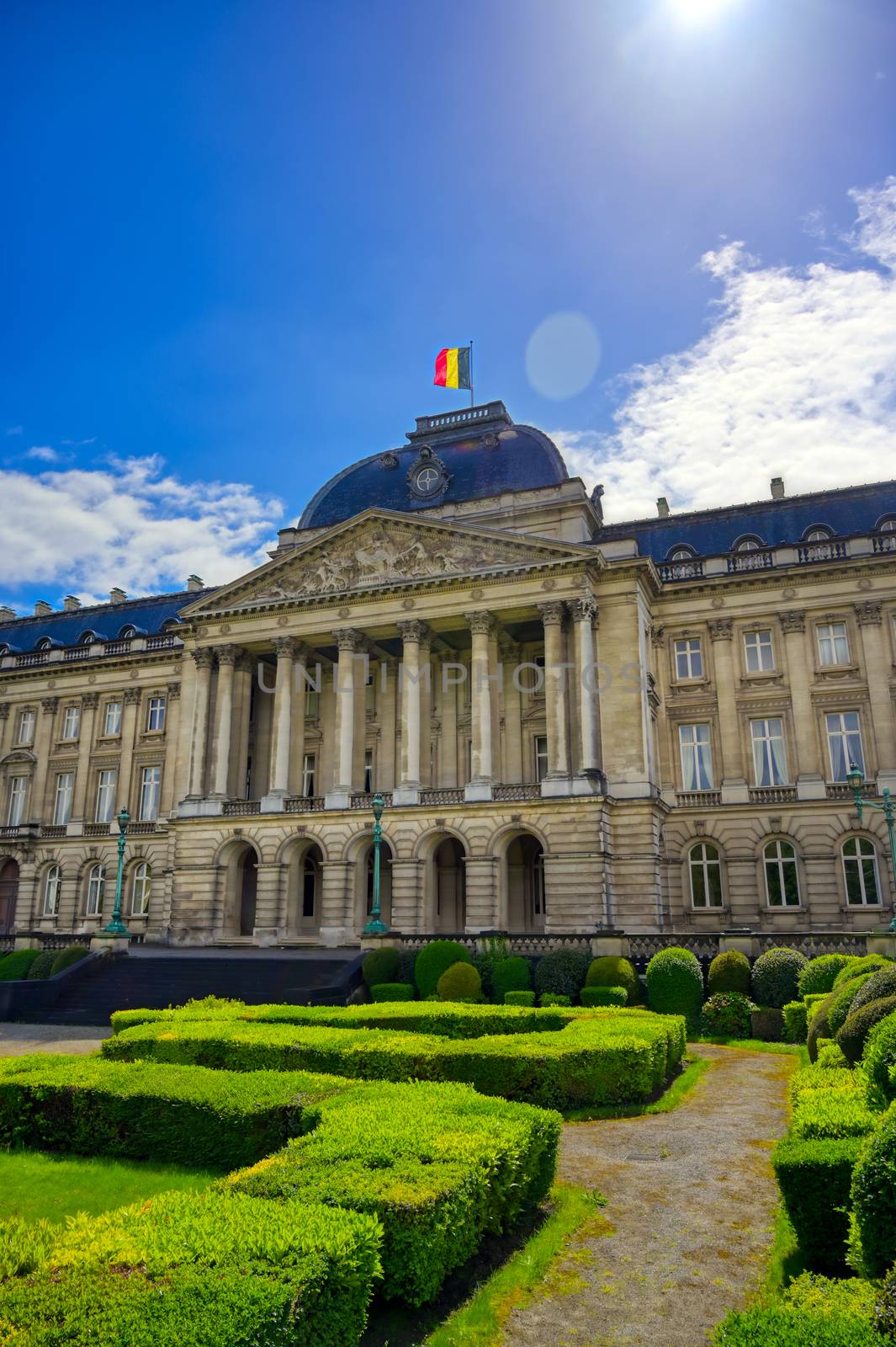 Royal Palace in Brussels, Belgium by jbyard22