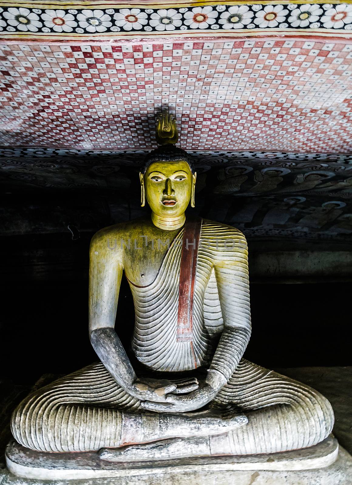 Buddha statues in Dambulla Cave Temple, Sri Lanka