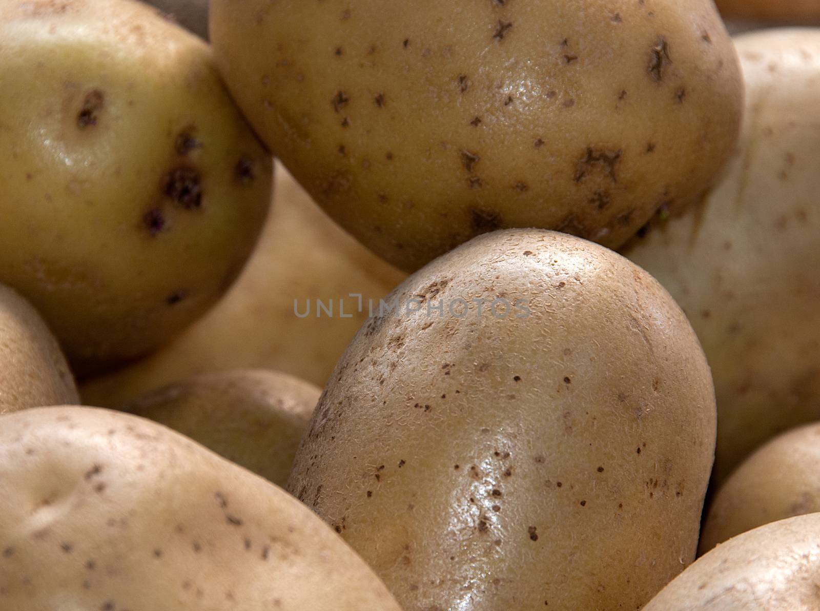 Potatoes on a market stall